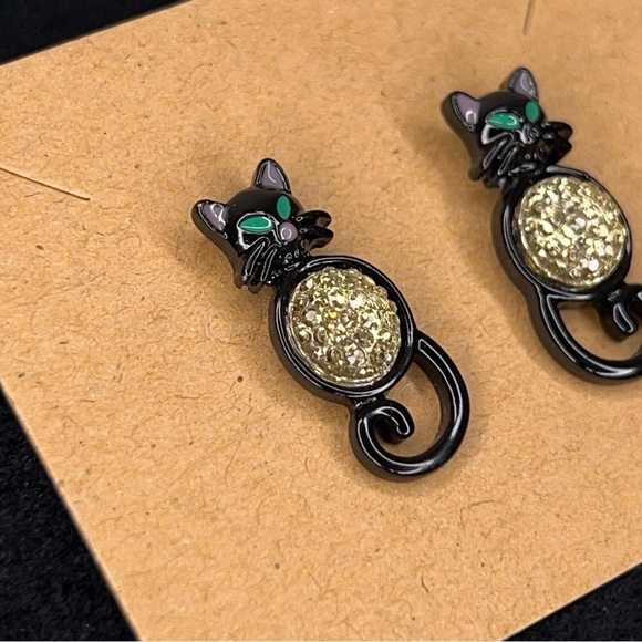 VINTAGE BLACK CAT EARRINGS GREEN EYES GOTH RETRO HALLOWEEN GEM - Picture 4 of 7